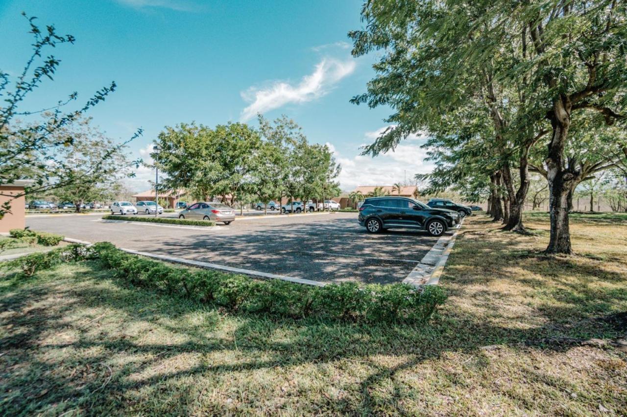 Apartamento Ganesha Liberia Santa Ana  Bagian luar foto