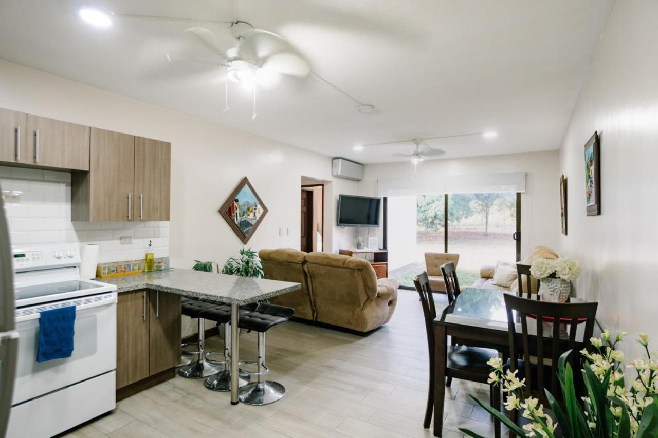 Apartamento Ganesha Liberia Santa Ana  Bagian luar foto