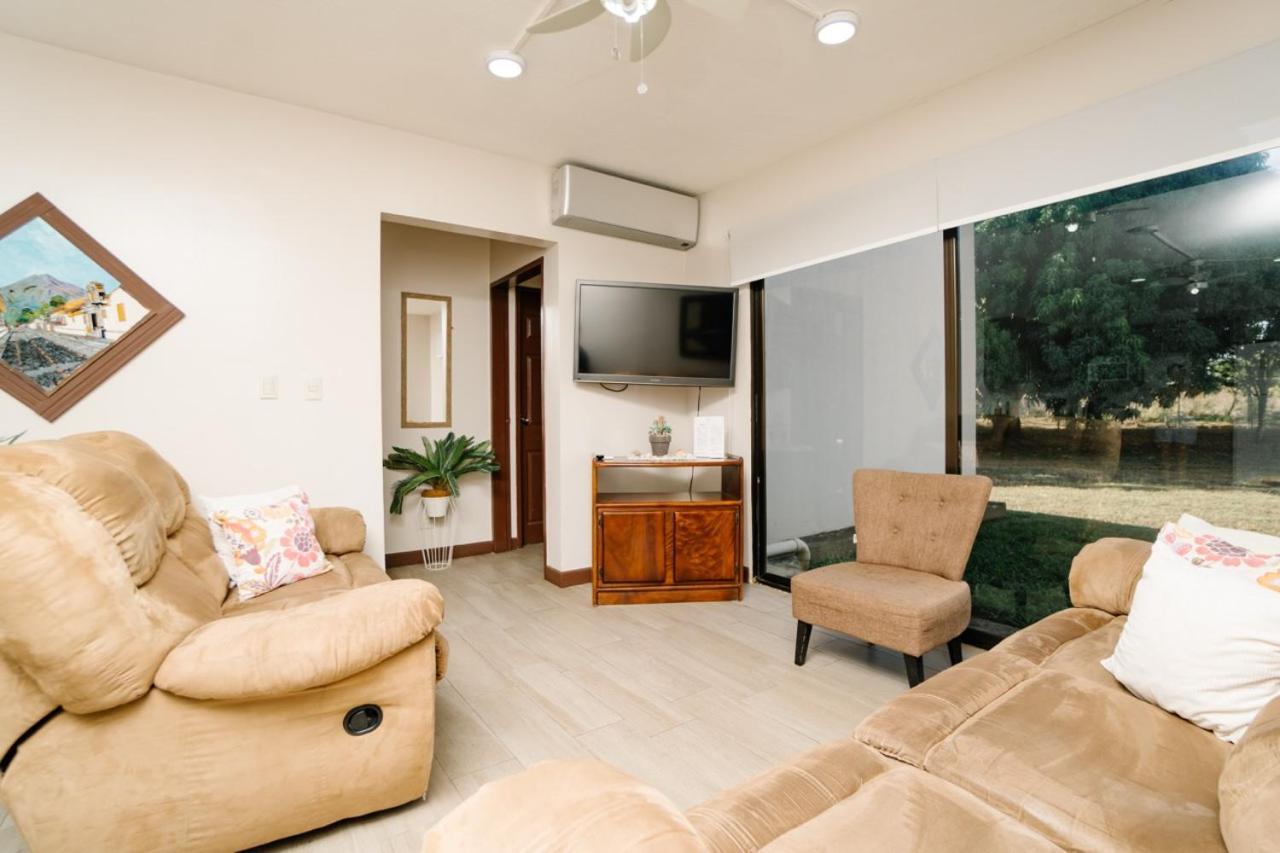 Apartamento Ganesha Liberia Santa Ana  Bagian luar foto