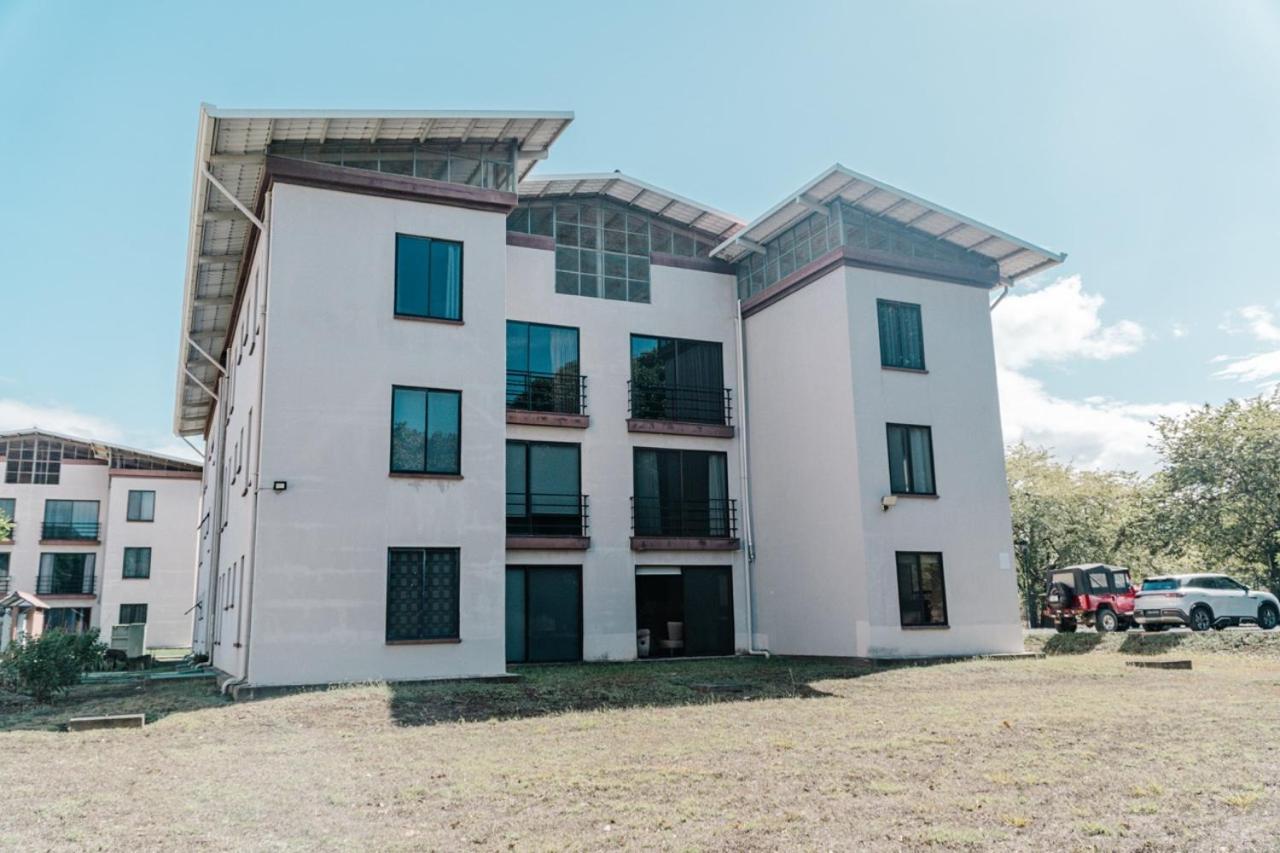 Apartamento Ganesha Liberia Santa Ana  Bagian luar foto