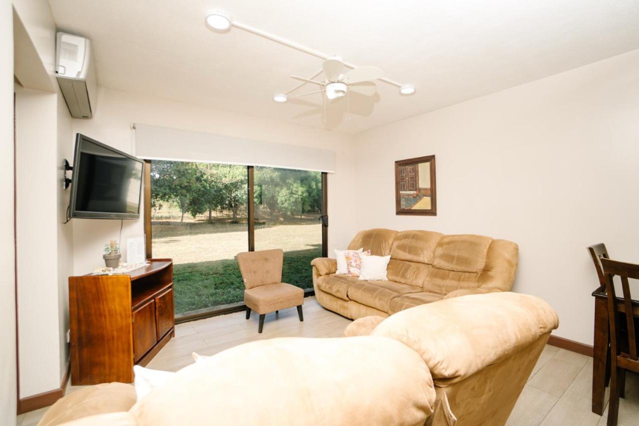 Apartamento Ganesha Liberia Santa Ana  Bagian luar foto
